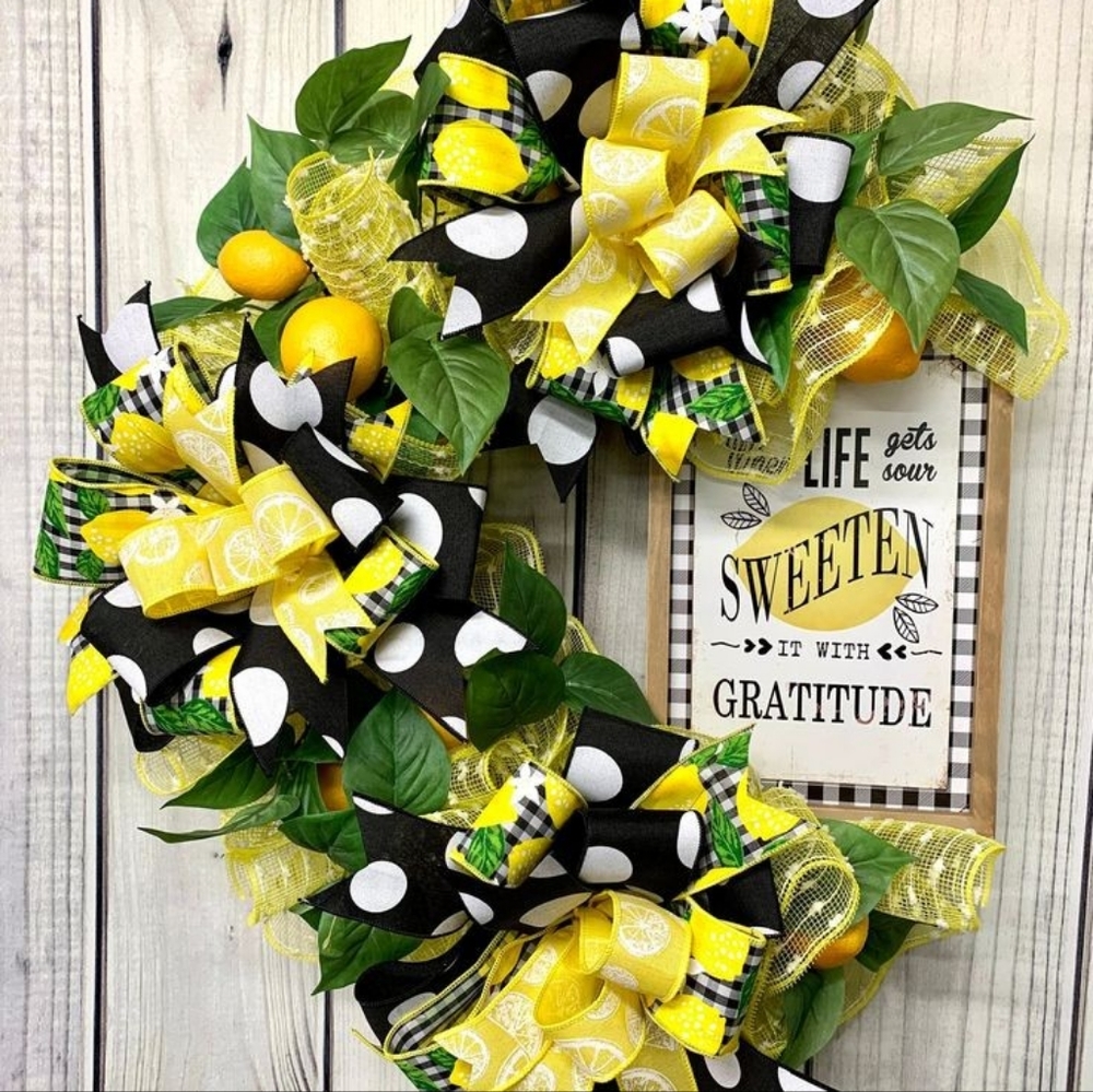 Lemon wreath